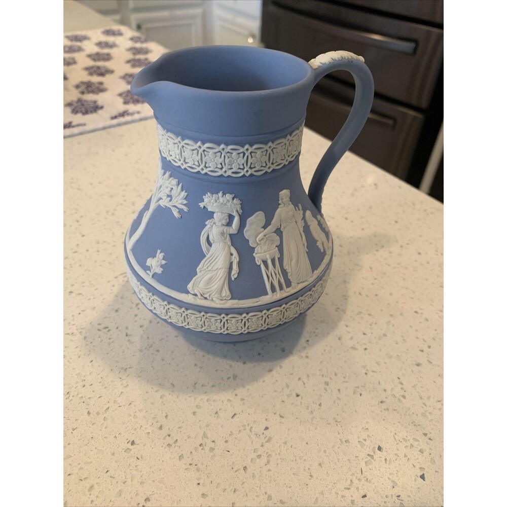 ANTIQUE WEDGWOOD "DIPPED" WHITE ON BLUE JASPERWARE PITCHER JAR ENGLAND.